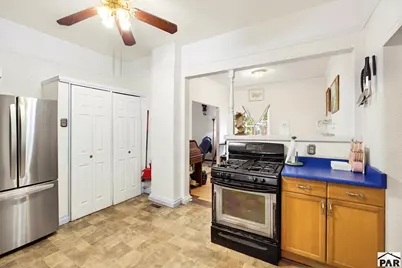 1047 Pine St, Pueblo, CO 81004 - Photo 23