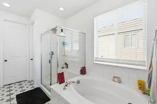 3322 Bella Luna Dr, Pueblo, CO 81001 - Photo 9