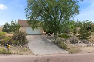 809 S Greenway Ave, Pueblo West, CO 81007 - Photo 45