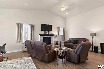624 E Paradise Dr, Pueblo West, CO 81007 - Photo 21