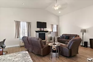 624 E Paradise Dr, Pueblo West, CO 81007 - Photo 21
