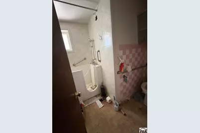 1738 Euclid Ave, Pueblo, CO 81004 - Photo 9