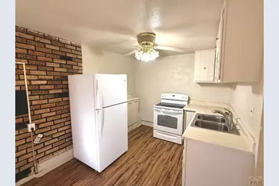 2402 Wyoming Ave, Pueblo, CO 81004 - Photo 7