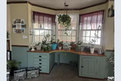 1213 E 4th St, La Junta, CO 81050 - Photo 13