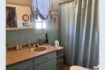 1213 E 4th St, La Junta, CO 81050 - Photo 15