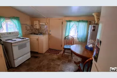514 W 7th St, Pueblo, CO 81003 - Photo 3