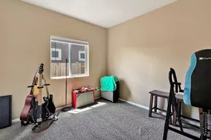 5228 Gannet Ln, Pueblo, CO 81008 - Photo 15