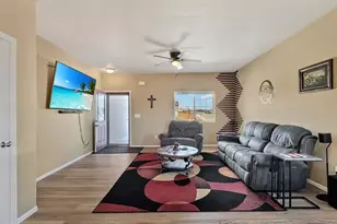 5228 Gannet Ln, Pueblo, CO 81008 - Photo 11