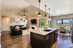 383 N Desert Cove Dr, Pueblo West, CO 81007 - Photo 3