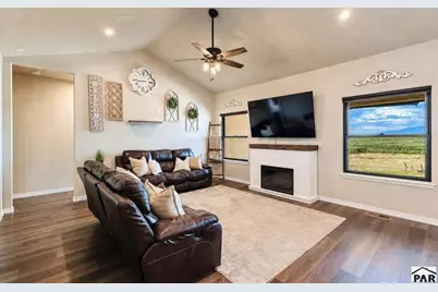 383 N Desert Cove Dr, Pueblo West, CO 81007 - Photo 19