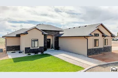 383 N Desert Cove Dr, Pueblo West, CO 81007 - Photo 5