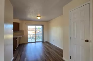 112 La Rochelle Dr, Pueblo, CO 81005 - Photo 7