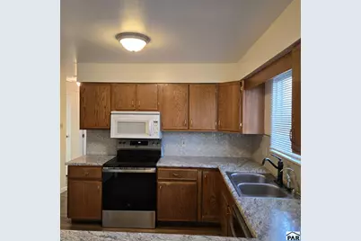 112 La Rochelle Dr, Pueblo, CO 81005 - Photo 9