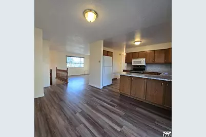 112 La Rochelle Dr, Pueblo, CO 81005 - Photo 5