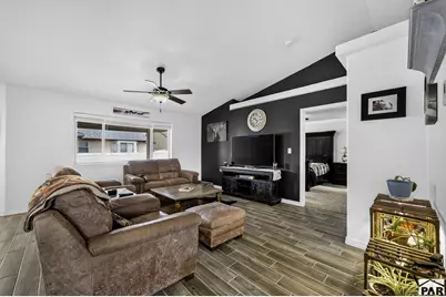 2311 Meadowlark Ln, Pueblo, CO 81001 - Photo 7