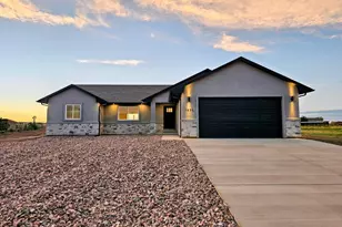 1975 E Akholt Ln, Pueblo West, CO 81007 - Photo 1