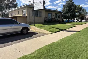 1325 N Elizabeth St, Pueblo, CO 81003 - Photo 5