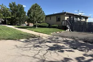 1325 N Elizabeth St, Pueblo, CO 81003 - Photo 3