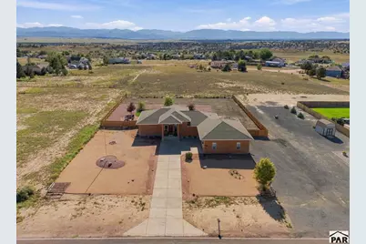 877 S Avenida Del Oro W, Pueblo West, CO 81007 - Photo 43
