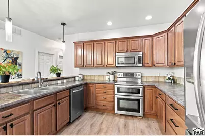 877 S Avenida Del Oro W, Pueblo West, CO 81007 - Photo 11