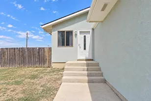 1819 W 22nd St, Pueblo, CO 81003 - Photo 3