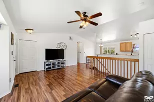 458 W Lookout Dr, Pueblo, CO 81007 - Photo 5