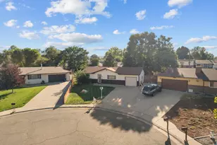 3523 White Pine Ct, Pueblo, CO 81005 - Photo 3