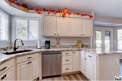 338 Hawthorne Ave, Johnstown, CO 80534 - Photo 9
