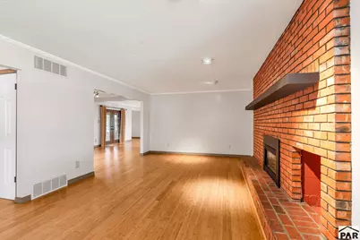638 Cleveland St, Pueblo, CO 81004 - Photo 17