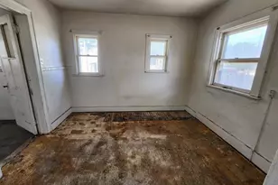 825 E 5th St, Pueblo, CO 81001 - Photo 5