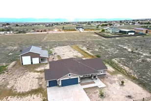 730 E Alameda Ct, Pueblo West, CO 81007 - Photo 3