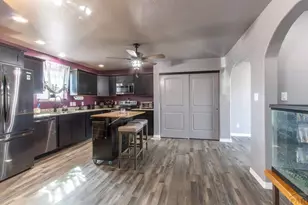 1293 N Sandstone Ln, Pueblo, CO 81007 - Photo 7