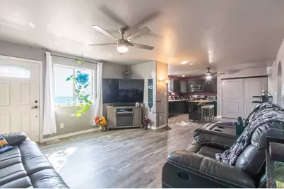 1293 N Sandstone Ln, Pueblo, CO 81007 - Photo 5