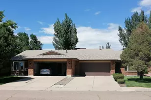12 Towerbridge Ct, Pueblo, CO 81001 - Photo 1
