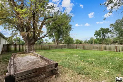 1202 Vine St, Canon City, CO 81212 - Photo 37