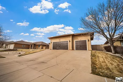 3523 Maricopa Dr, Pueblo, CO 81005 - Photo 5