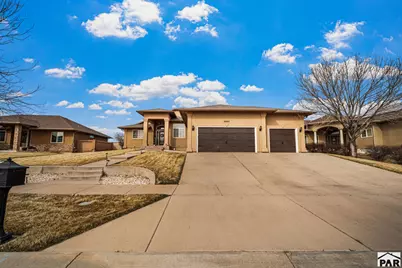 3523 Maricopa Dr, Pueblo, CO 81005 - Photo 3