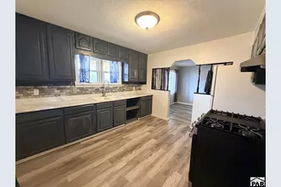 1127 W 16th St, Pueblo, CO 81003 - Photo 5