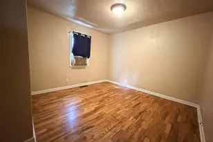 1127 W 16th St, Pueblo, CO 81003 - Photo 11