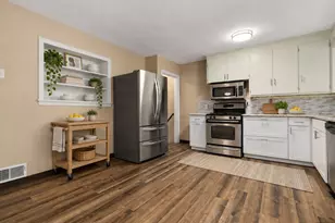 219 E Adams Ave, Pueblo, CO 81004 - Photo 3