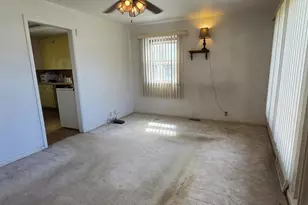 2726 Atlanta Ave, Pueblo, CO 81003 - Photo 3