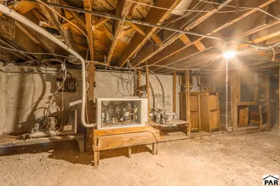 132 W 7th St, Walsenburg, CO 81089 - Photo 35