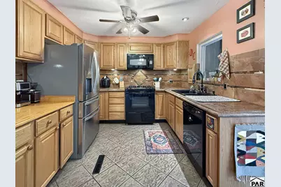 3206 Canterbury Lane, Pueblo, CO 81005 - Photo 11