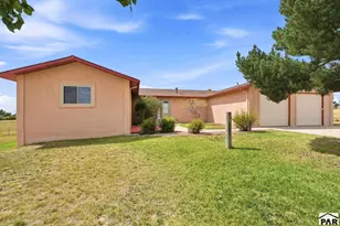 9655 Arroya Ln, Colorado Springs, CO 80106 - Photo 3