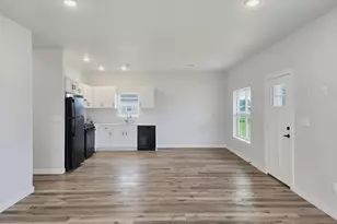 559 Moore Ave, Las Animas, CO 81054 - Photo 3