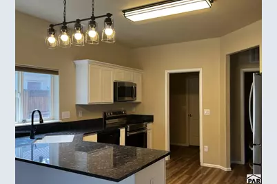 1022 Pinecrest Dr, Pueblo, CO 81005 - Photo 13