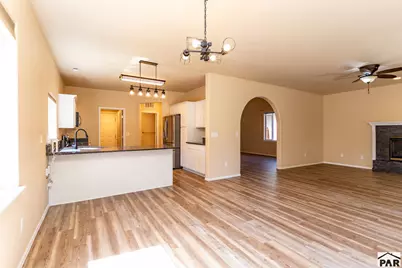 1022 Pinecrest Dr, Pueblo, CO 81005 - Photo 7