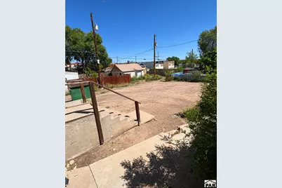 208 N Bradford Ave, Pueblo, CO 81003 - Photo 5