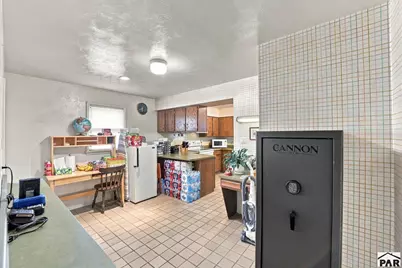 411 Kenwood Dr, Pueblo, CO 81004 - Photo 11