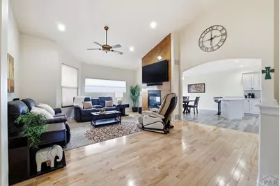 1024 S Greenbrier Dr, Pueblo West, CO 81007 - Photo 11